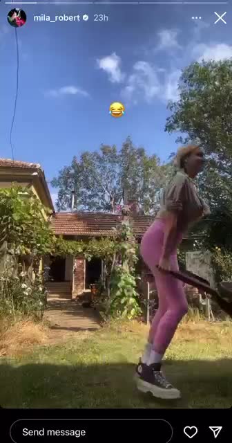 Мила Роберт цепи дърва