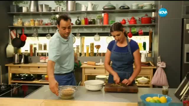 Салата от нахут с печени чушки - Бон Апети (29.07.2016)