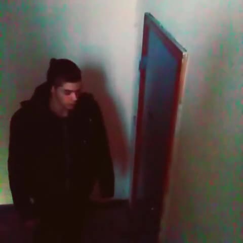 Сатаната и Чък Норис посред Коледа ! Смях