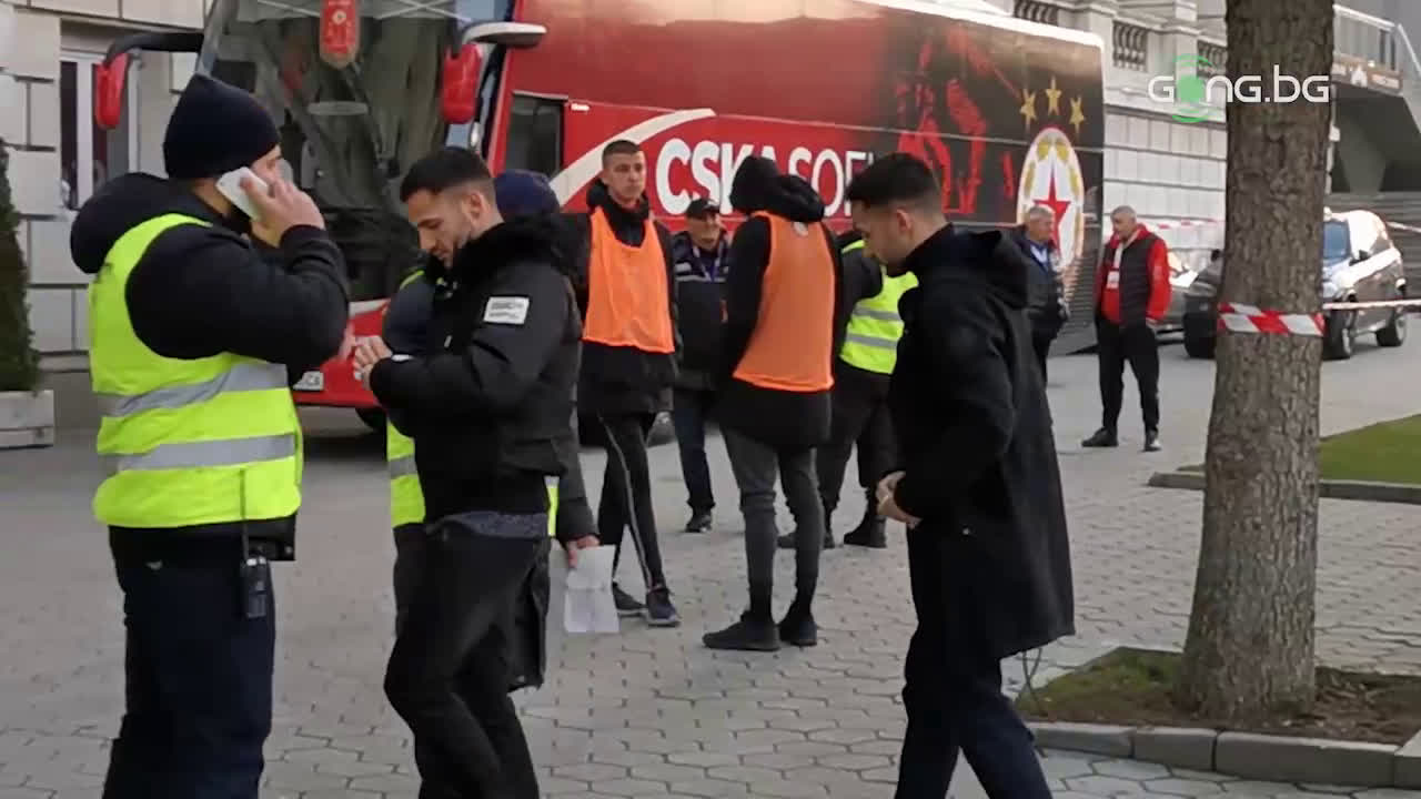 Братя Цоневи ще подкрепят Левски срещу ЦСКА