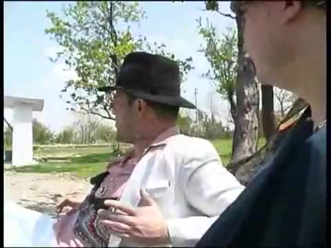 Циганин си проси цигари !