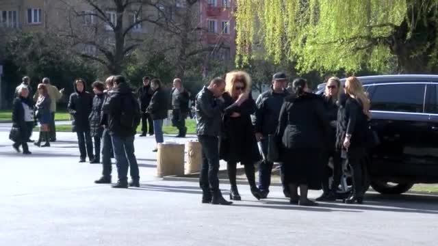 Близки и приятели се сбогуваха с Павел Чернев