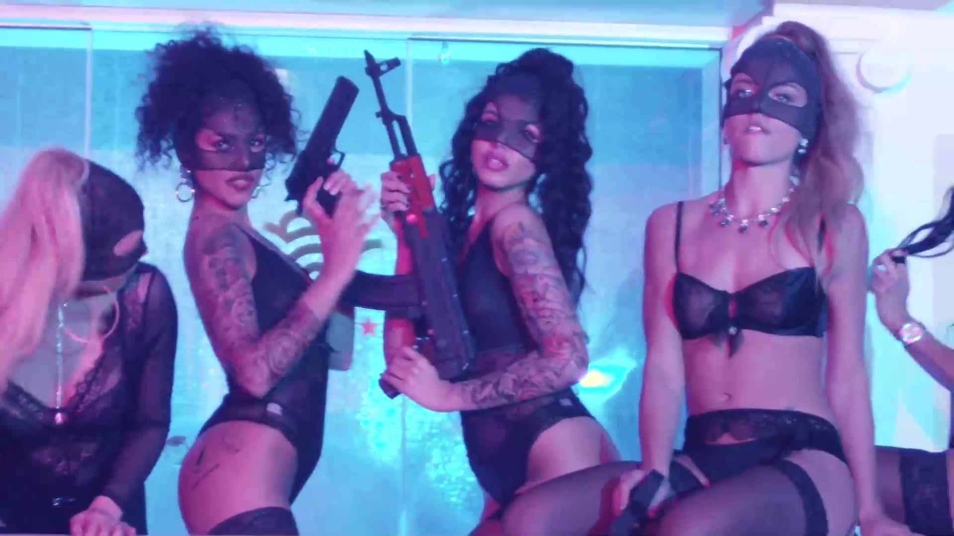 ALEX &amp; VLADI x YOUNG BB YOUNG - MAFIOT [Official HD Video]