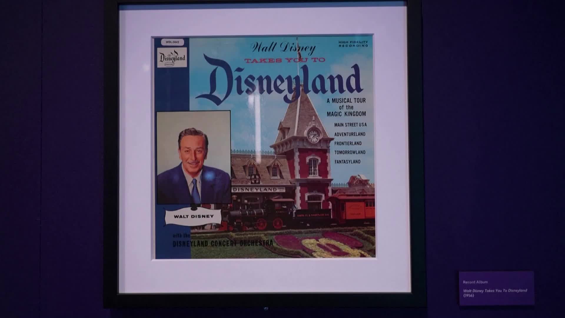 Disney отбелязва 100-годишен юбилей с изложба в Лондон (ВИДЕО)