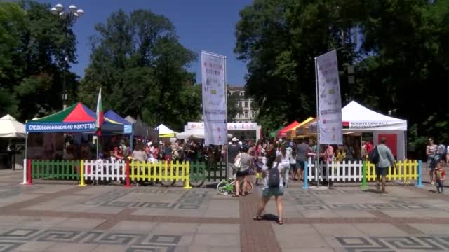 МУЗЕЙ НА КОЛЕЛА: Пътешествие през историята на изкуството (ВИДЕО+СНИМКИ)