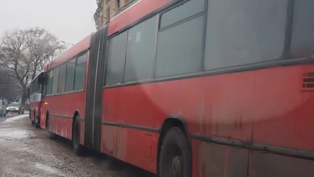 Снегът във Варна отново изненада снегопочистващите фирми