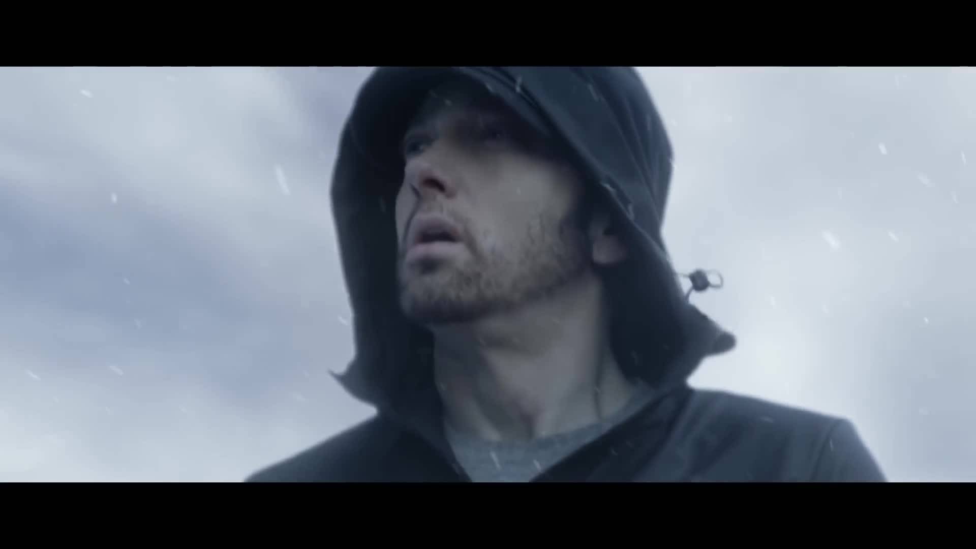 Eminem ft. Beyonce - Walk On Water (превод)