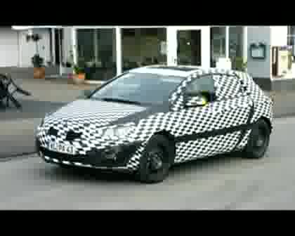 Next Generation Opel Astra - Spy Video