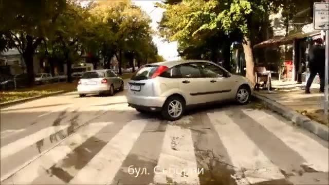 Справя ли се Варна с неправилно паркиралите автомобили в града?
