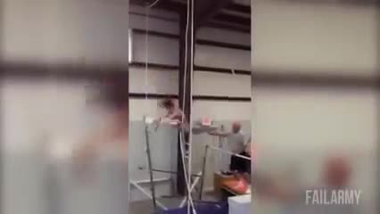 Женски гафове