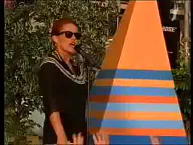 Belinda Carlisle - In Too Deep (live)
