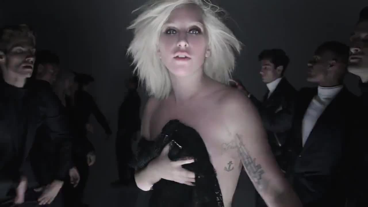 Премиера 2015** Lady Gaga - I Want Your Love ( Официално Видео) превод & текст