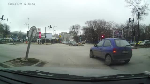 Тарикат прави ляв завой