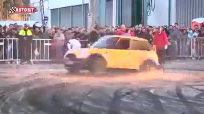 Този лудак - запали губите със висока скорост
