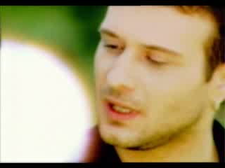 Giannis Ploutarxos - Enas Theos