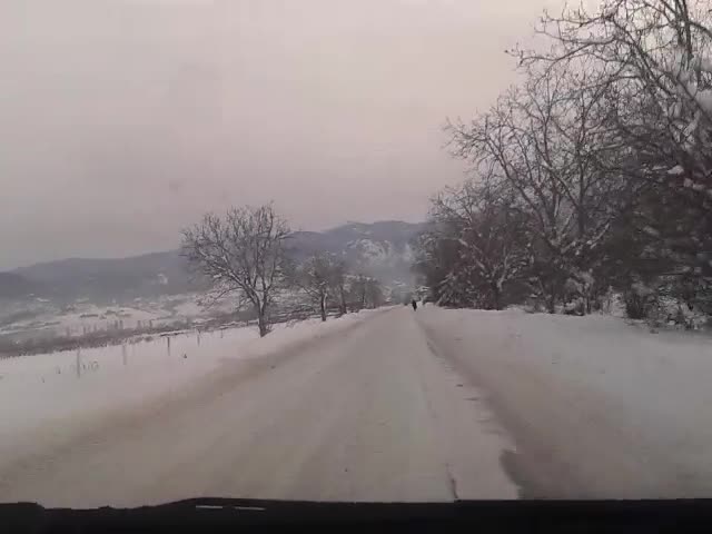 Как е почистен пътят Йоаким Груево-Перущица?