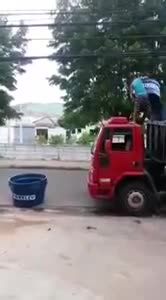 Работата винаги може да бъде забавна каквато и да е