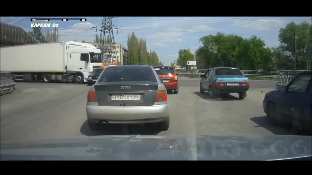 Ето какво става когато сте уморени зад волана