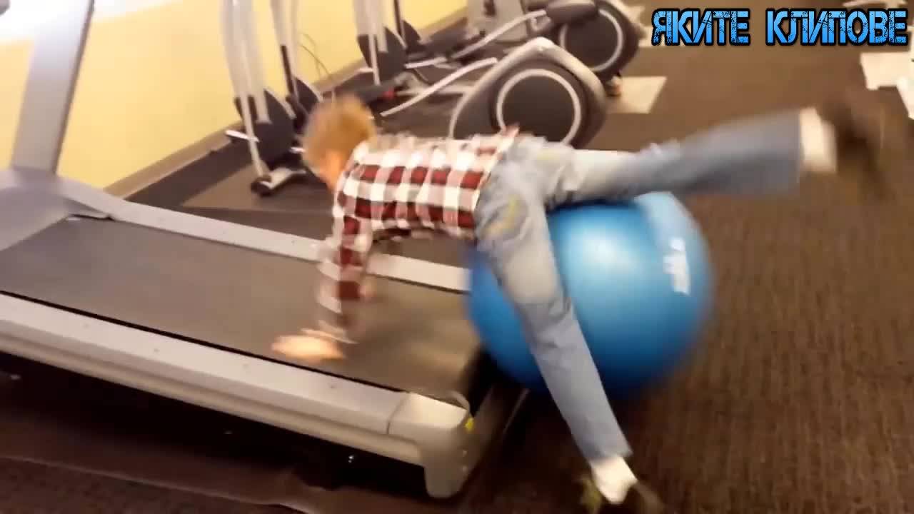 Хора се мятат, като тюлени на бягащи пътечки - Супер разбиване!