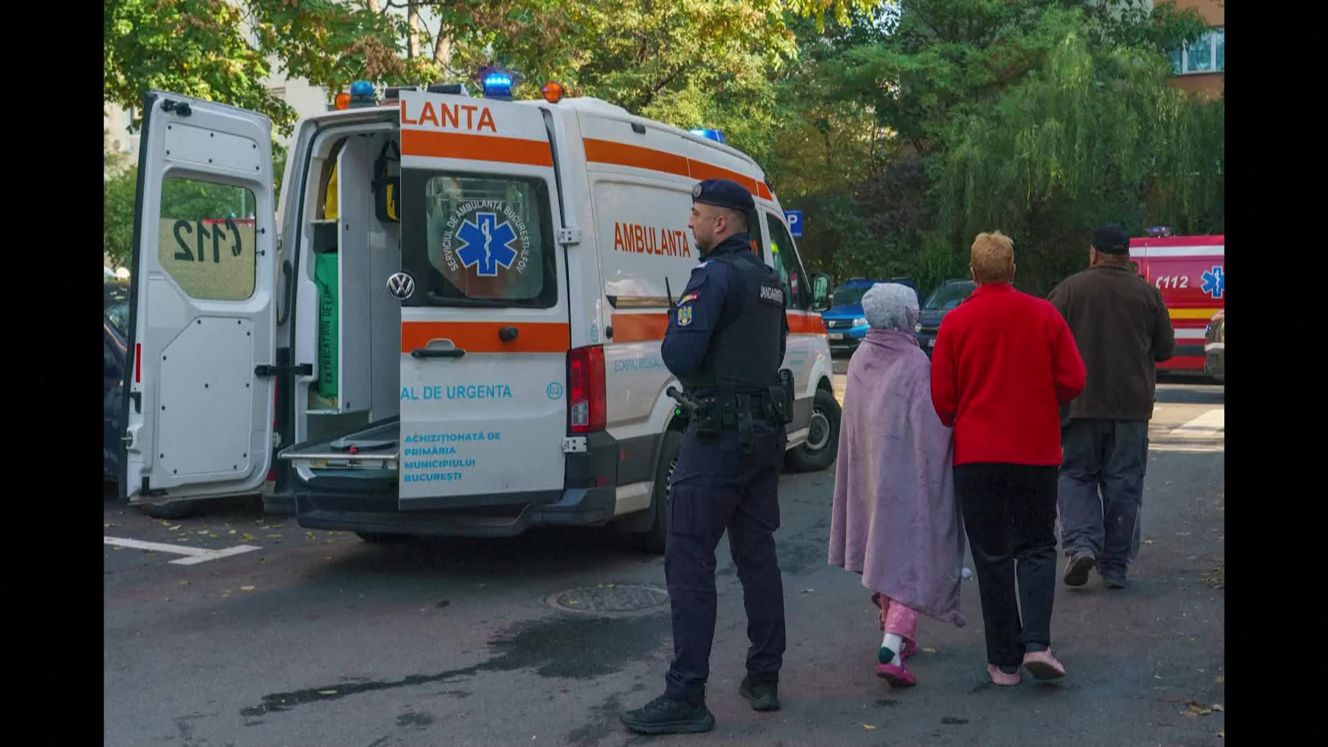 Загинали и ранени при експлозия в жилищен блок в Букурещ