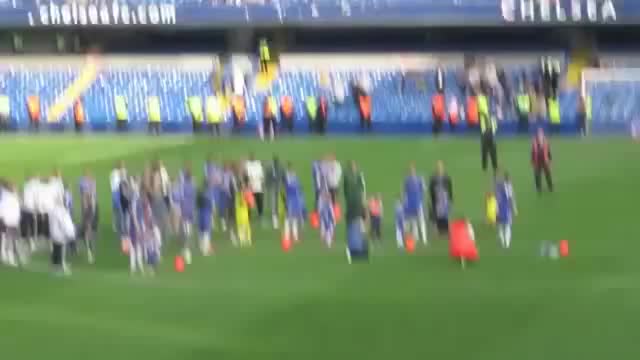 3-годишно дете накара стадиона да полудее