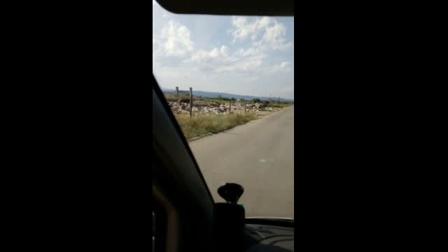 Сметището на махалата в Самоков