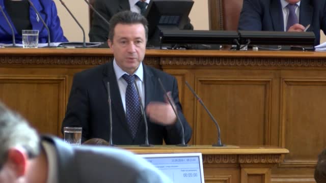 Янаки Стоилов: Недопустимо е Народното събрание да се поставя над българските граждани