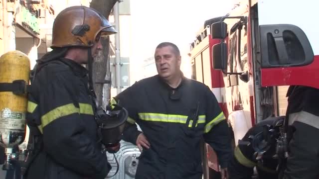 Пожар избухна в заведение в центъра на София