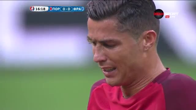 Роналдо напусна в сълзи финала