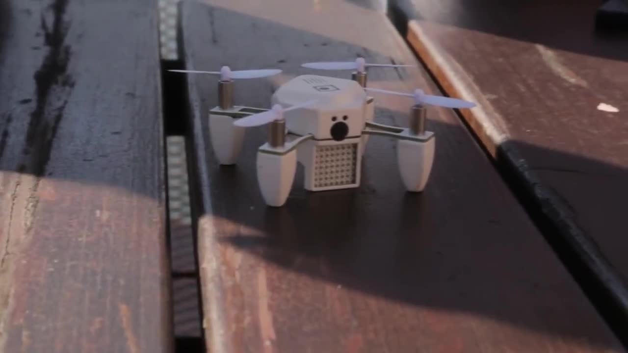 Zano (nano drone) или ниво на селфитата