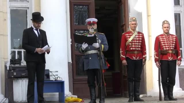 Пловдив отбеляза празника с възстановка на посрещането на цар Фердинанд