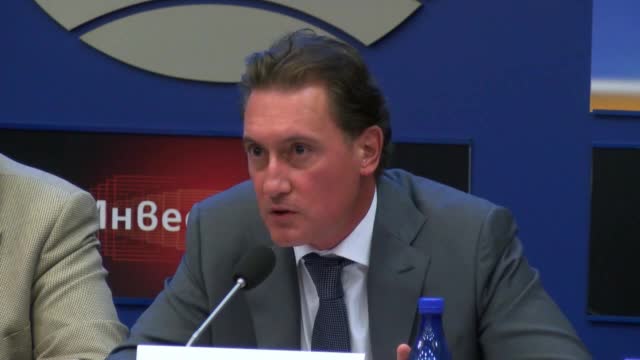 Велев: Възможно е шефовете да не дават коледни добавки