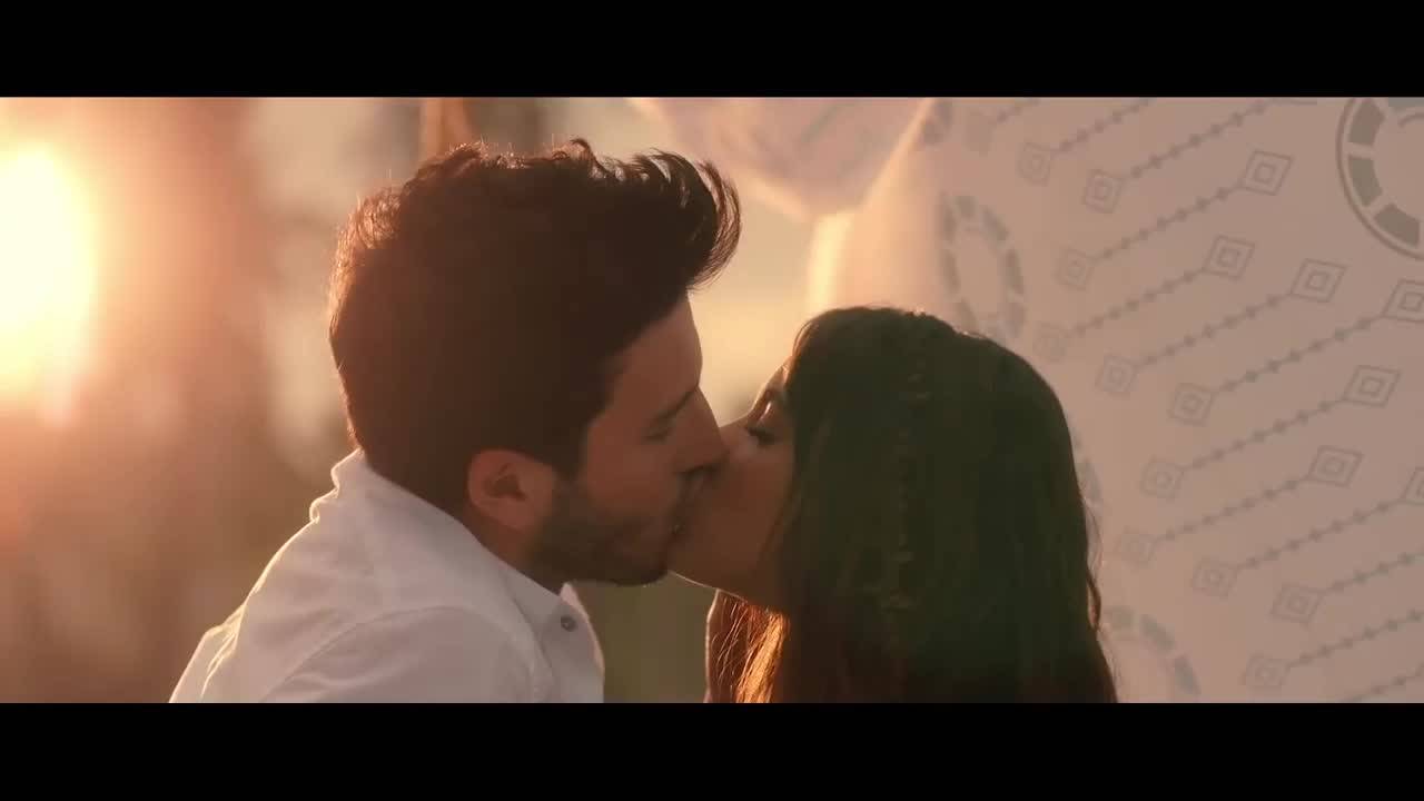 Tini & Sebastian Yatra - Quiero Volver - Official Video + Превод