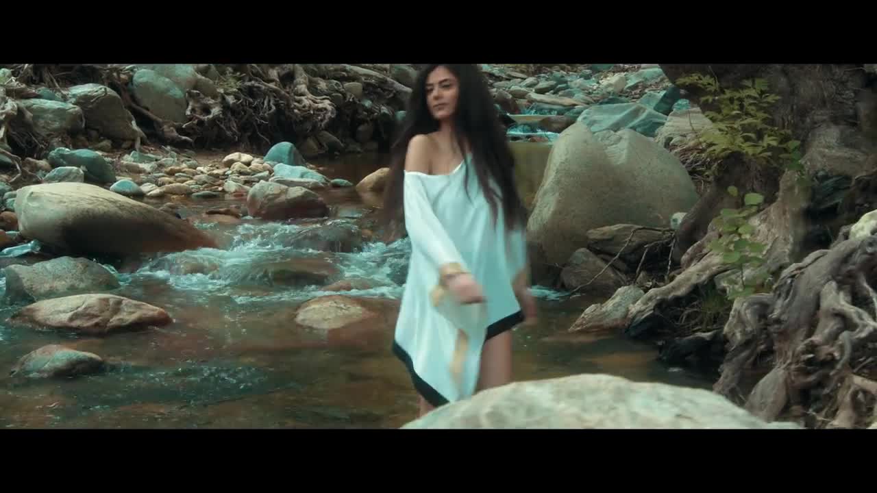 Свежо гръцко! Kuriakos Papailias - Agapw Mia Pitsirika/ Official Music Video