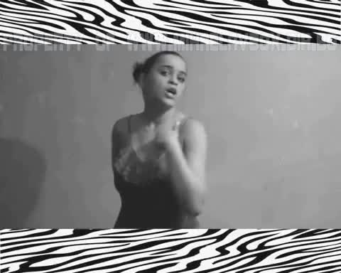 Михаела - Да Си Плащал(целия Клип)exclusiv