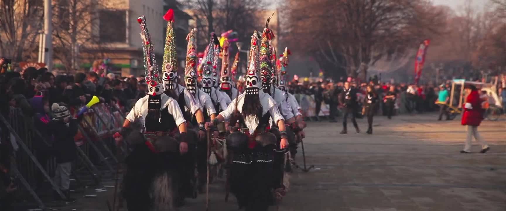 Сурва фестивал в Перник