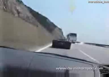 Стрхотна гонка! Bmw m3 vs. Lamborghini Diablo