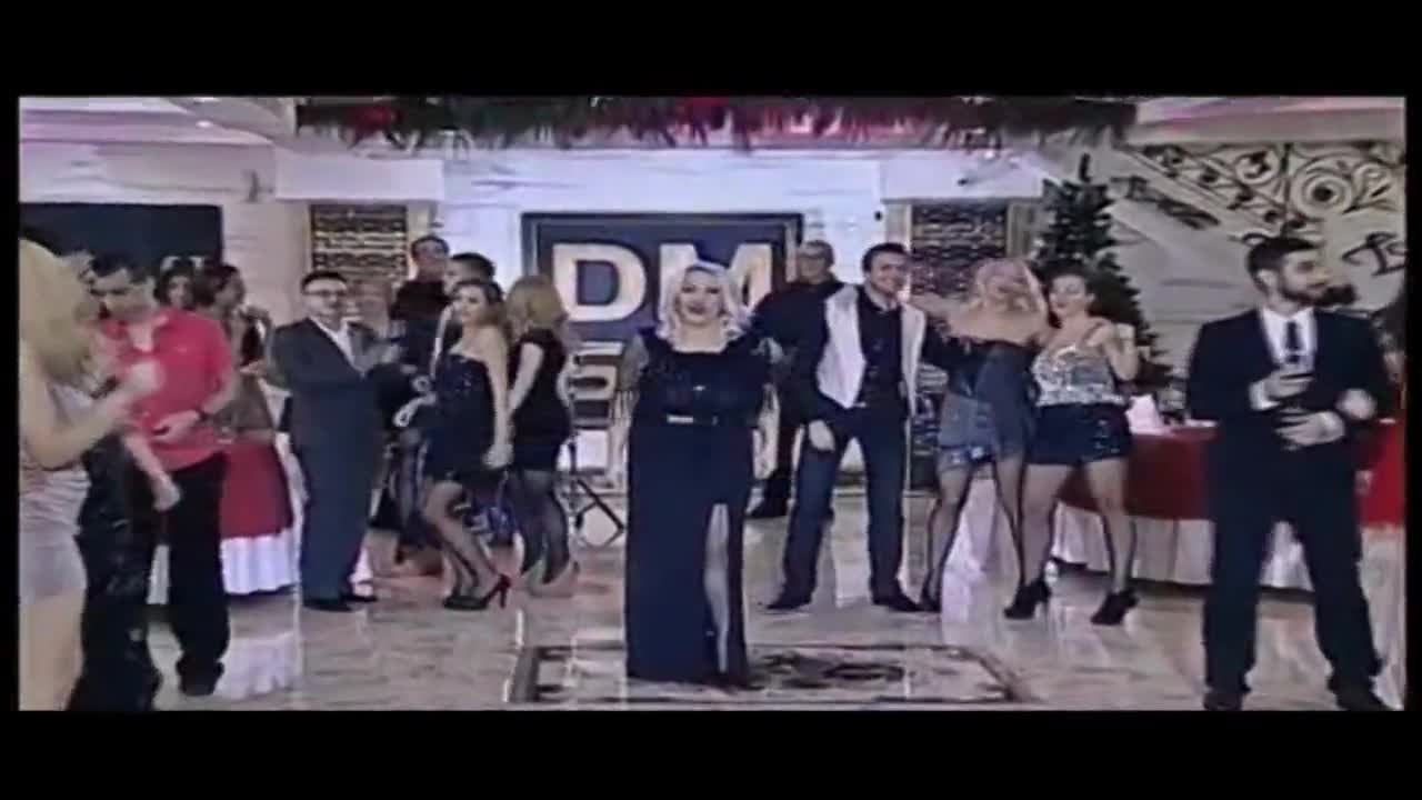 >Vesna Zmijanac - Leto 88 - Novogodisnja zurka - (tvdmsat 2014) - Prevod
