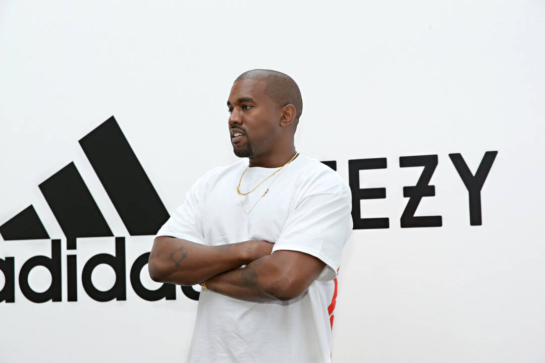 Adidas е започнала разследване на твърденията за непристойно поведение на