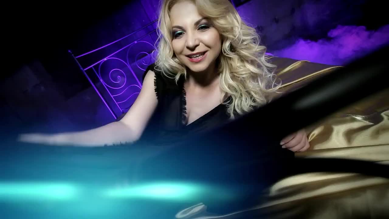 Свежо Румънско! Alessia - Everyday ( Официално видео )