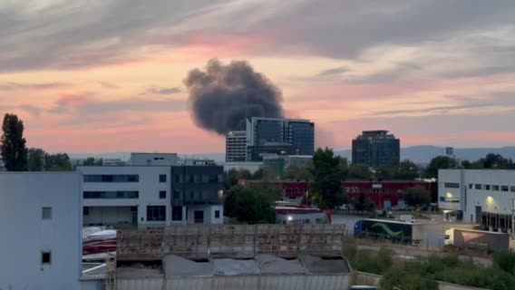 Пожар до летището в София