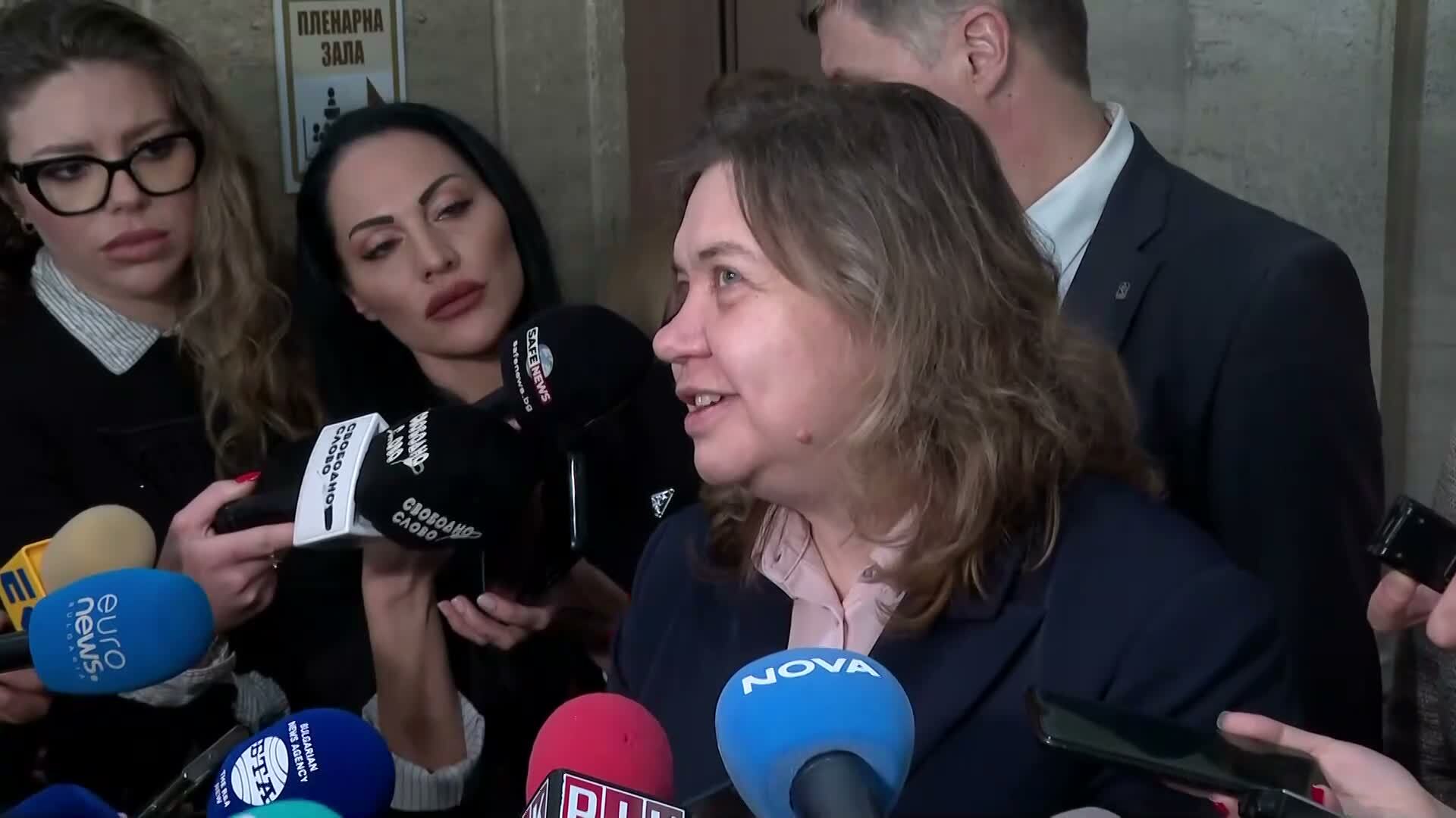 Наталия Киселова: Очакваме посоченият за служебен премиер да представи компетентен и независим състав на МС