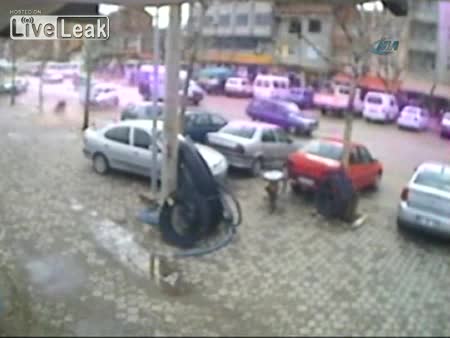 Ужас Автомобил Блъска Пешеходци