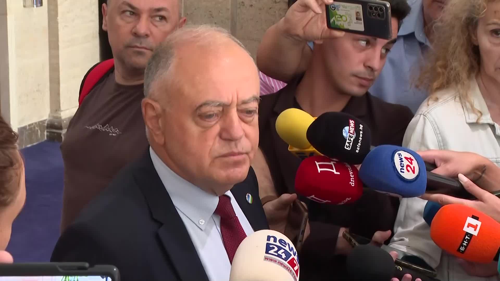 Денков: Главчев избяга от изслушване за уволненията в службите