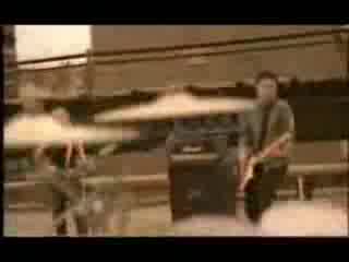 Спиращ Дъха Клип За Старата Avril Lavigne !!!