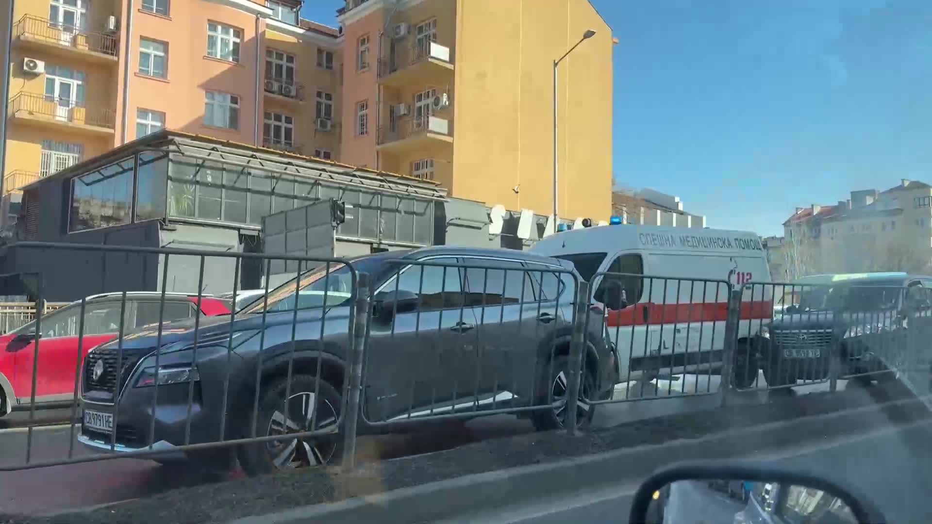 Камион блъсна и уби пешеходец в София