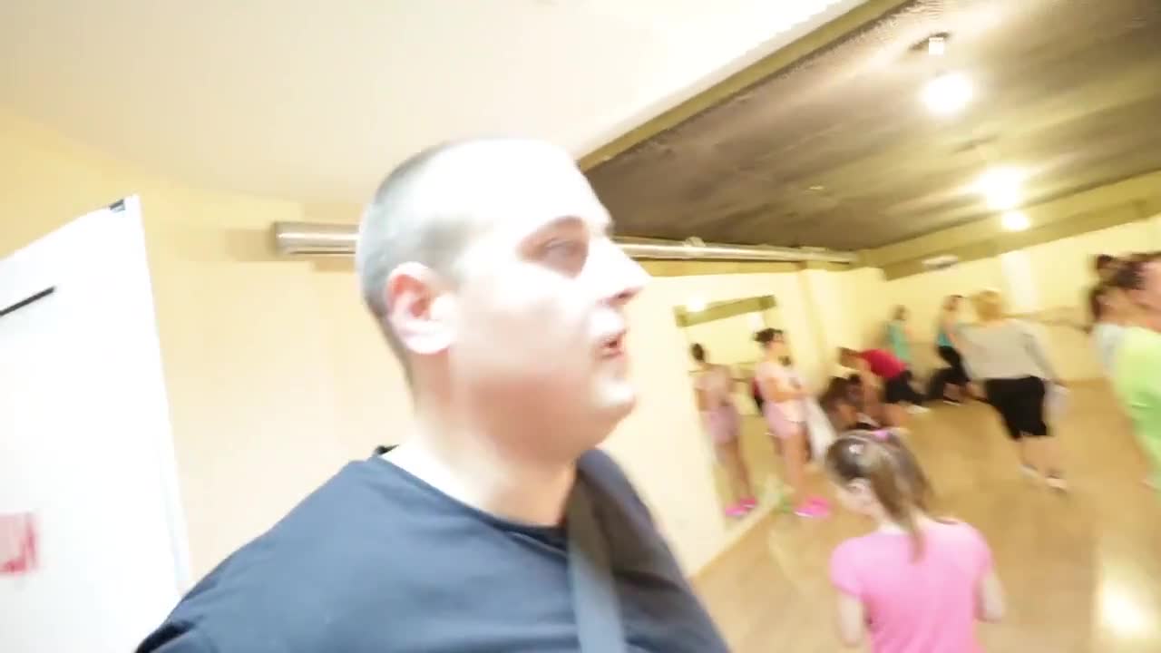 S01E15 - ЗУМБА ТАЙМ / Zumba time