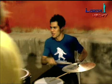 Maroon 5 - This Love (High Quality)