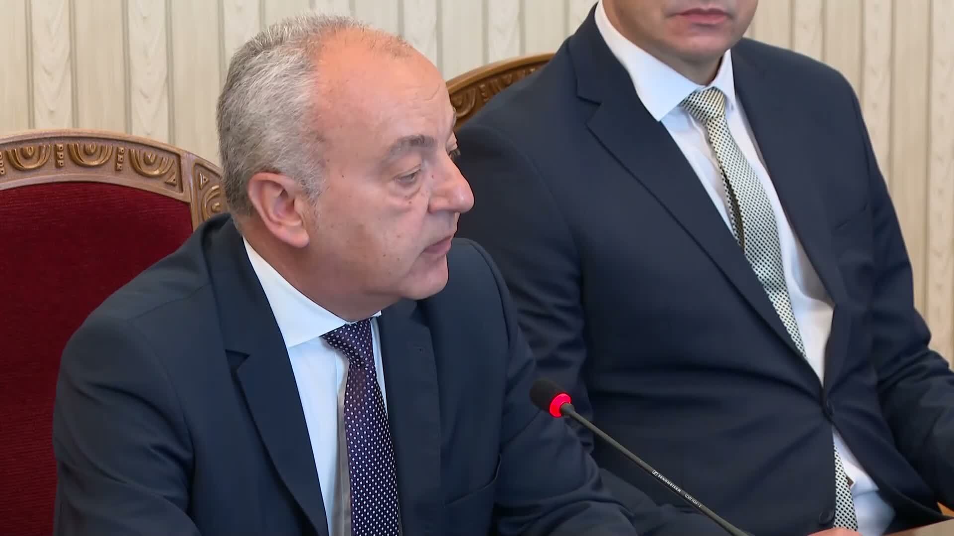 „Прогресивна България“ при президента: Обещаваме да сложим край на политическата криза