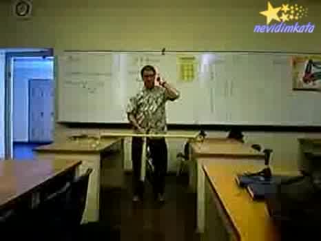 Уникален Удар - Без Думи!!!
